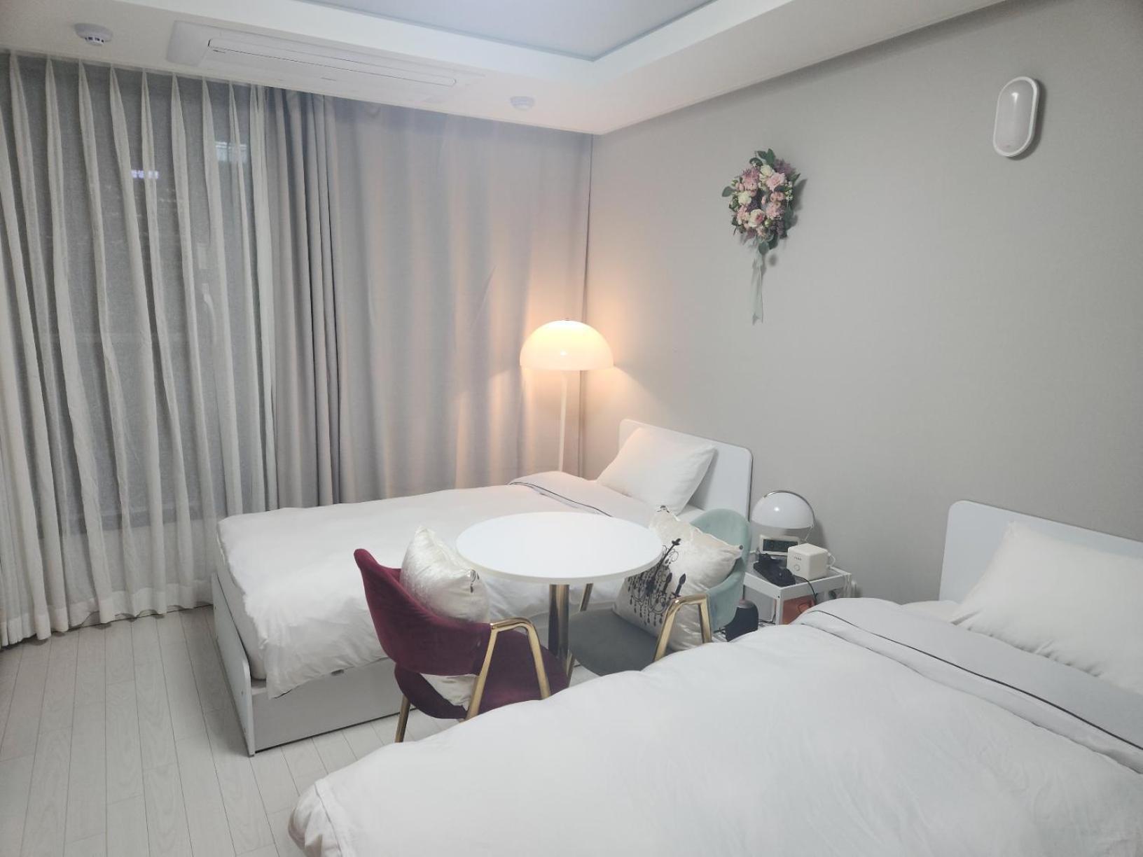 Daegu Star B&B Dsr Hotel Lily Guestroom Kültér fotó