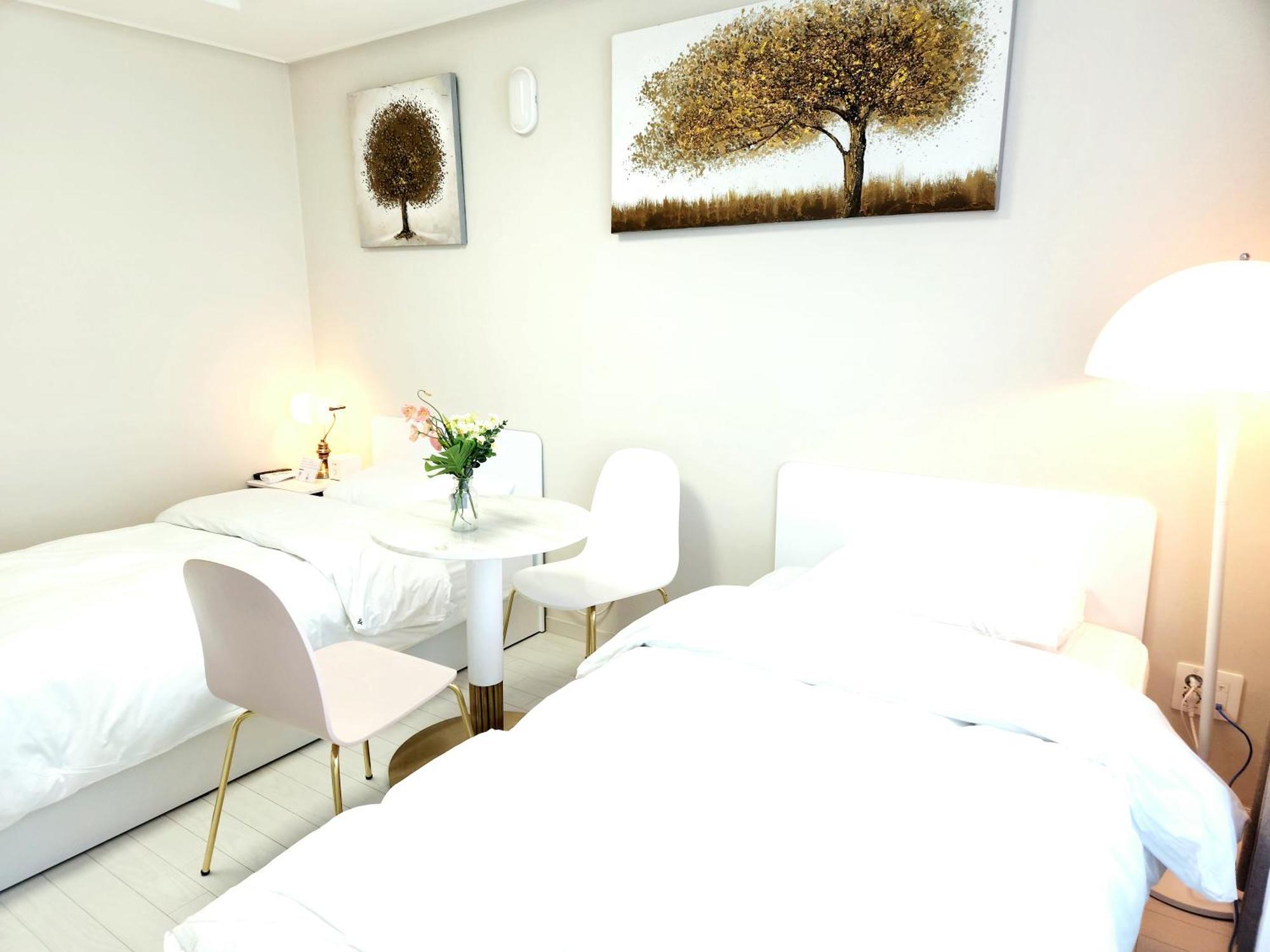 Daegu Star B&B Dsr Hotel Lily Guestroom Szoba fotó