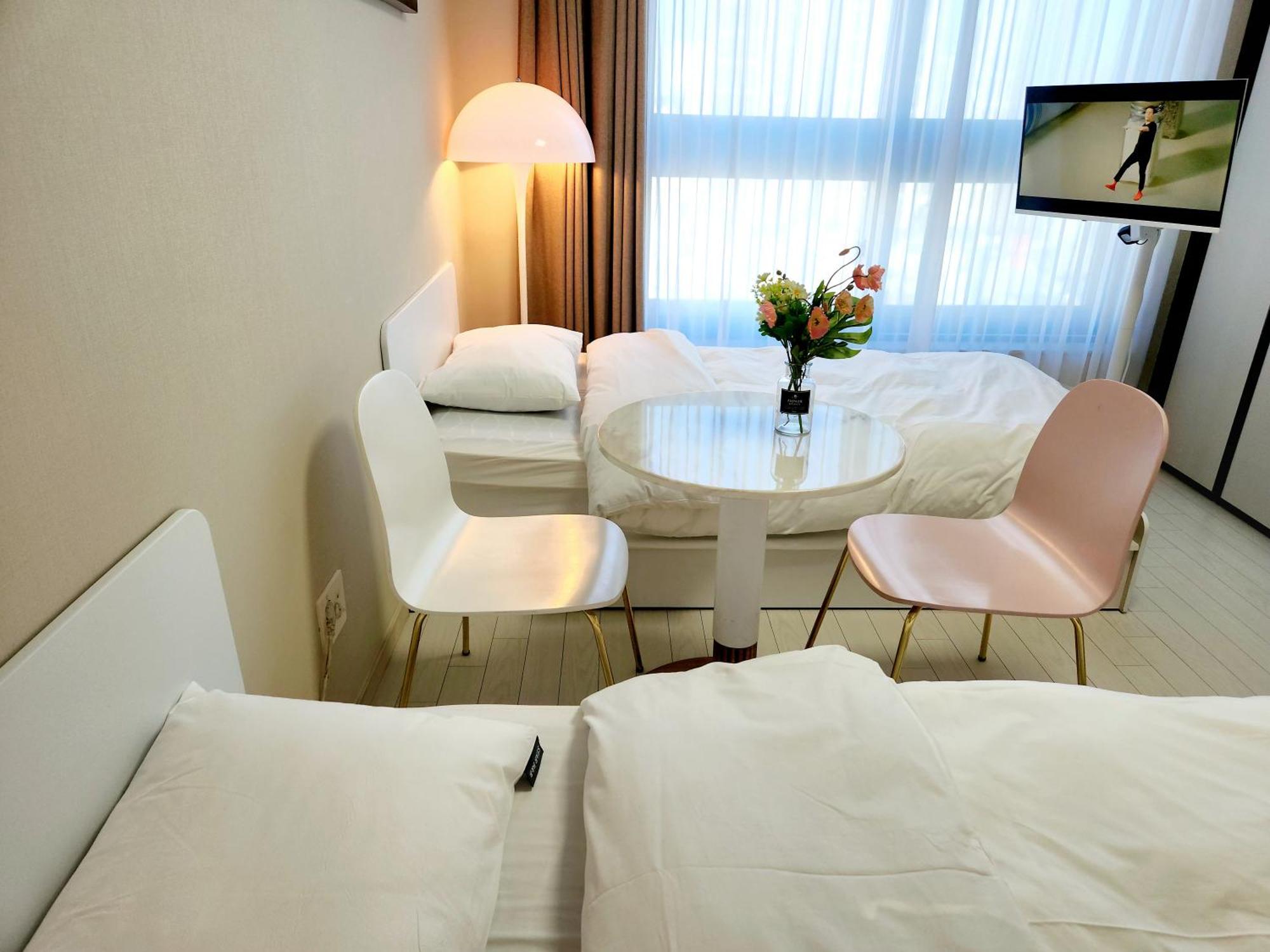 Daegu Star B&B Dsr Hotel Lily Guestroom Szoba fotó